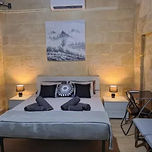 Apartment Lovely 1 Bedroom In The Heart Of, Valletta